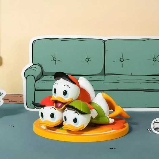 Коллекционная фигурка Disney Donald Duck 90th aniversary Дональд